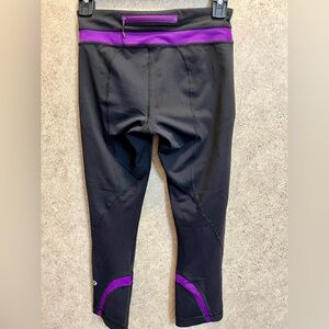 Lululemon Run inspire Crop Black and tender violet